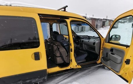 Renault Kangoo II рестайлинг, 2001 год, 290 000 рублей, 12 фотография