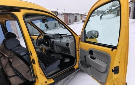 Renault Kangoo II рестайлинг, 2001 год, 290 000 рублей, 10 фотография