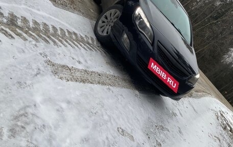 Opel Astra J, 2011 год, 470 000 рублей, 3 фотография