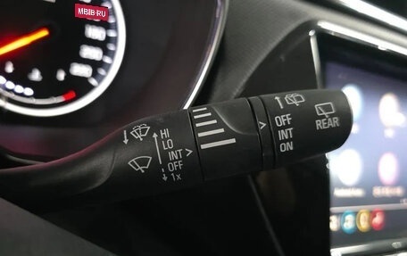 Chevrolet TrailBlazer, 2022 год, 1 495 000 рублей, 8 фотография