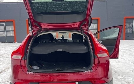 Volvo V40 II рестайлинг, 2014 год, 990 000 рублей, 11 фотография