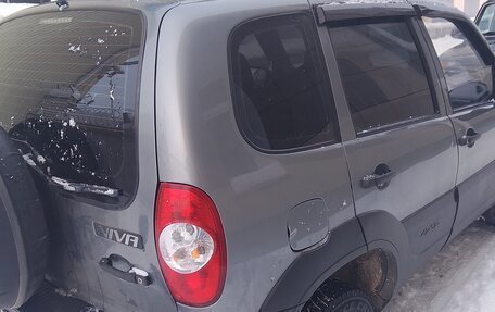 Chevrolet Niva I рестайлинг, 2012 год, 450 000 рублей, 6 фотография