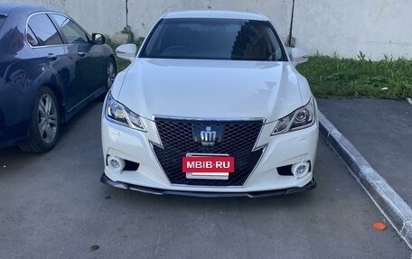 Toyota Crown, 2013 год, 2 300 000 рублей, 9 фотография