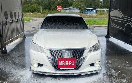 Toyota Crown, 2013 год, 2 300 000 рублей, 15 фотография