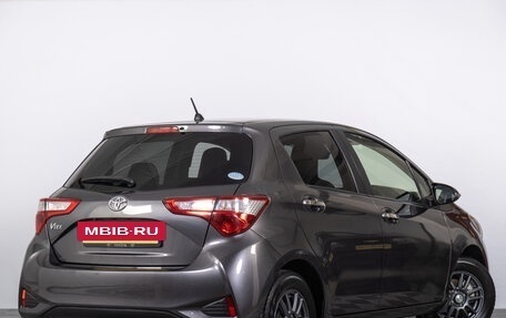 Toyota Vitz, 2019 год, 999 000 рублей, 7 фотография