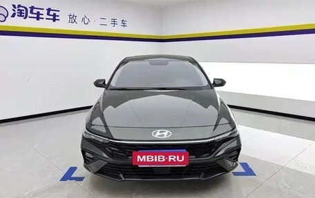 Hyundai Elantra, 2023 год, 1 650 000 рублей, 2 фотография