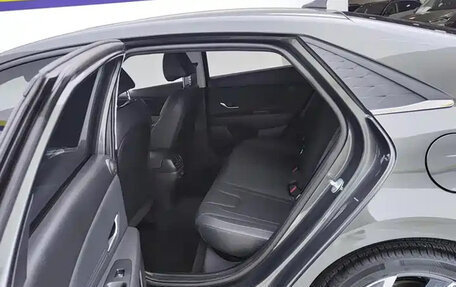 Hyundai Elantra, 2023 год, 1 650 000 рублей, 11 фотография