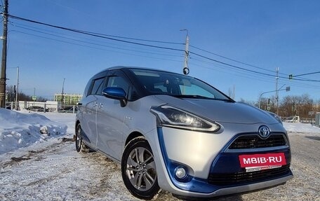 Toyota Sienta II, 2016 год, 1 350 000 рублей, 2 фотография