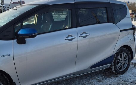 Toyota Sienta II, 2016 год, 1 350 000 рублей, 7 фотография