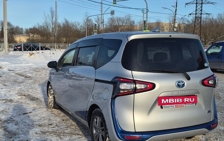 Toyota Sienta II, 2016 год, 1 350 000 рублей, 8 фотография