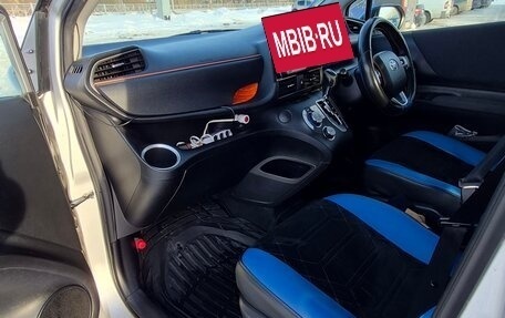 Toyota Sienta II, 2016 год, 1 350 000 рублей, 18 фотография