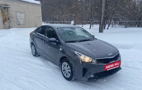 KIA Rio IV, 2021 год, 1 585 000 рублей, 4 фотография