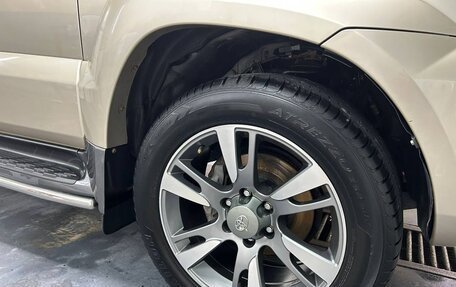 Toyota Land Cruiser Prado 120 рестайлинг, 2007 год, 2 790 000 рублей, 8 фотография