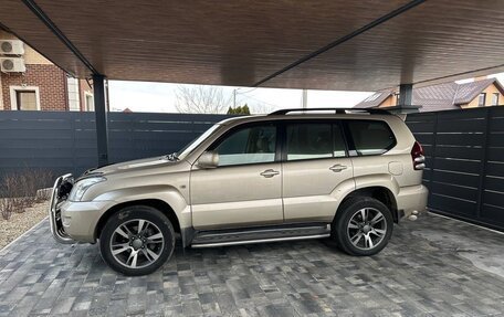 Toyota Land Cruiser Prado 120 рестайлинг, 2007 год, 2 790 000 рублей, 6 фотография