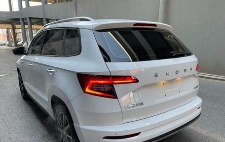 Skoda Karoq I, 2023 год, 2 050 000 рублей, 6 фотография