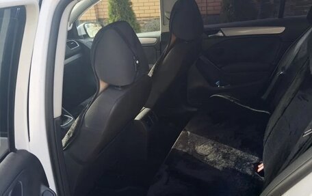 Volkswagen Golf VI, 2011 год, 700 000 рублей, 7 фотография