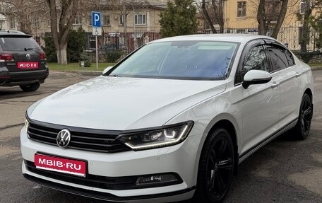 Volkswagen Passat B8 рестайлинг, 2017 год, 2 450 000 рублей, 1 фотография