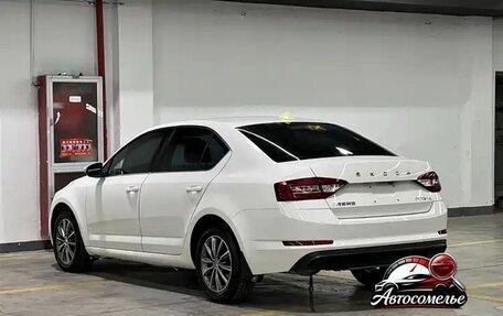 Skoda Octavia, 2021 год, 1 750 000 рублей, 4 фотография