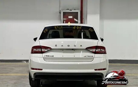 Skoda Octavia, 2021 год, 1 750 000 рублей, 6 фотография