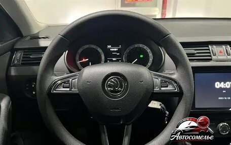 Skoda Octavia, 2021 год, 1 750 000 рублей, 14 фотография