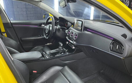 KIA Stinger I, 2018 год, 2 490 000 рублей, 8 фотография