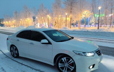 Honda Accord VIII рестайлинг, 2011 год, 1 700 000 рублей, 2 фотография