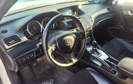 Honda Accord VIII рестайлинг, 2011 год, 1 700 000 рублей, 9 фотография