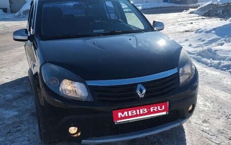 Renault Sandero I, 2012 год, 610 000 рублей, 2 фотография