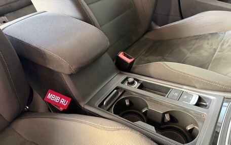 Volkswagen Golf VII, 2018 год, 1 380 000 рублей, 14 фотография