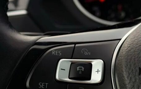 Volkswagen Tiguan II, 2018 год, 2 650 000 рублей, 9 фотография