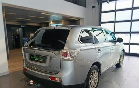 Mitsubishi Outlander III рестайлинг 3, 2013 год, 1 249 000 рублей, 4 фотография