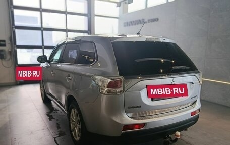 Mitsubishi Outlander III рестайлинг 3, 2013 год, 1 249 000 рублей, 5 фотография