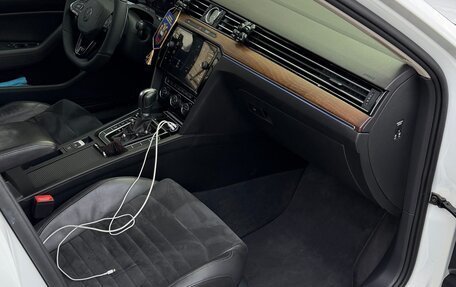 Volkswagen Passat B8 рестайлинг, 2017 год, 2 450 000 рублей, 11 фотография