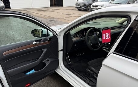 Volkswagen Passat B8 рестайлинг, 2017 год, 2 450 000 рублей, 6 фотография