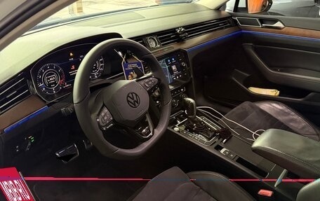 Volkswagen Passat B8 рестайлинг, 2017 год, 2 450 000 рублей, 15 фотография