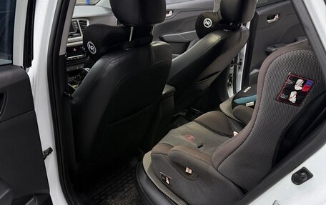 Hyundai Solaris II рестайлинг, 2019 год, 1 300 000 рублей, 21 фотография