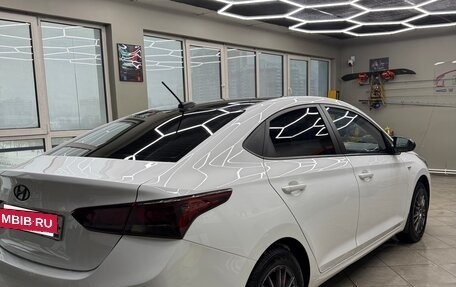 Hyundai Solaris II рестайлинг, 2019 год, 1 300 000 рублей, 13 фотография