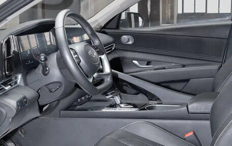 Hyundai Elantra, 2022 год, 1 315 000 рублей, 9 фотография