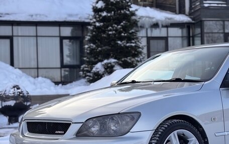 Toyota Altezza, 2001 год, 1 200 000 рублей, 14 фотография
