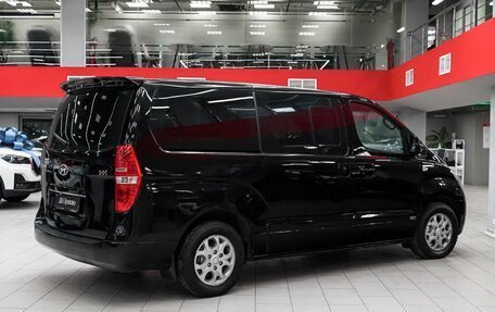 Hyundai Grand Starex Grand Starex I рестайлинг 2, 2009 год, 1 190 000 рублей, 4 фотография