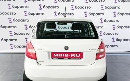 Skoda Fabia II, 2013 год, 600 000 рублей, 18 фотография