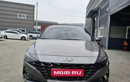 Hyundai Avante, 2022 год, 2 050 000 рублей, 2 фотография