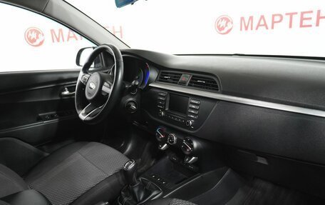 KIA Rio IV, 2019 год, 1 515 000 рублей, 10 фотография