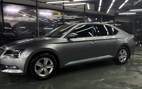 Skoda Superb III рестайлинг, 2017 год, 1 750 000 рублей, 5 фотография