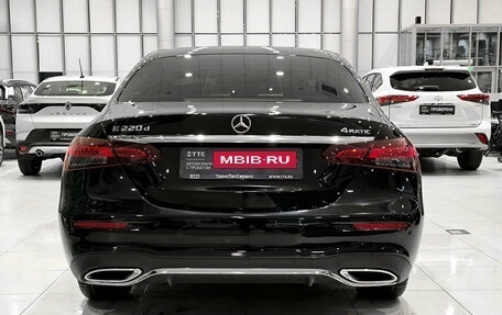 Mercedes-Benz E-Класс, 2021 год, 4 250 000 рублей, 6 фотография