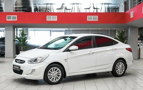 Hyundai Solaris II рестайлинг, 2014 год, 855 000 рублей, 1 фотография