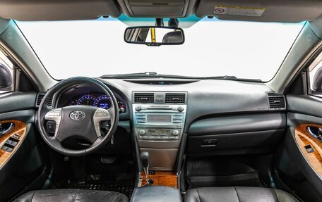 Toyota Camry, 2011 год, 1 368 000 рублей, 6 фотография