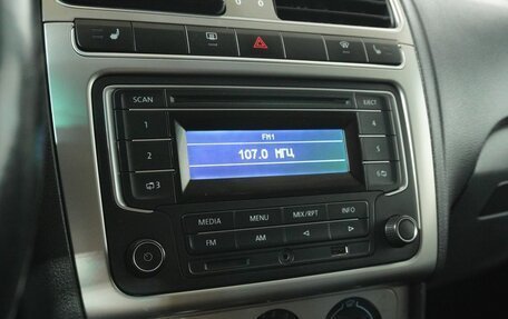 Volkswagen Polo VI (EU Market), 2013 год, 800 000 рублей, 12 фотография