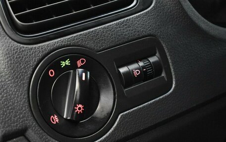 Volkswagen Polo VI (EU Market), 2017 год, 1 075 000 рублей, 8 фотография