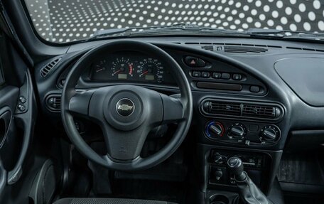 Chevrolet Niva I рестайлинг, 2017 год, 725 000 рублей, 17 фотография